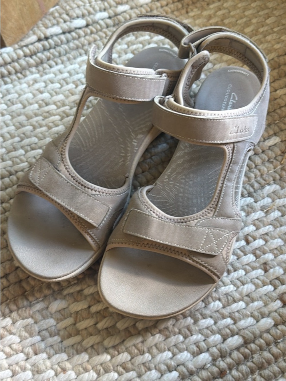 Clarks Women’s Beige/Taupe Adjustable Strap Sandals